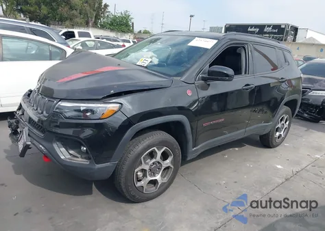 2022 Jeep Compass Trailhawk 4X4 from USA, damaged, VIN 3C4NJDDB1NT227990
